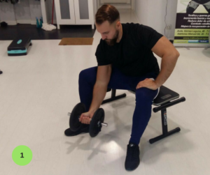 Mejores ejercicios para brazos - Curl concentrado de biceps